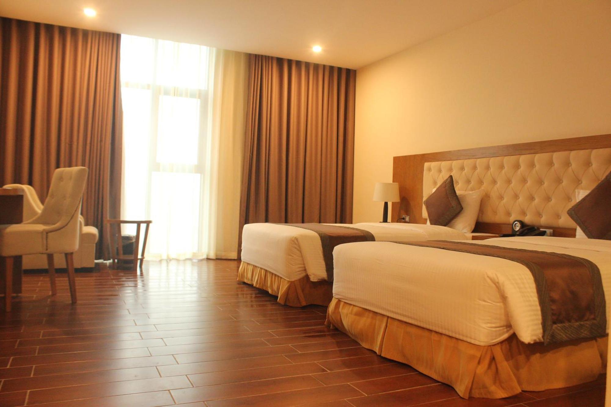 Muong Thanh Cua Dong Hotel Vinh Exterior photo