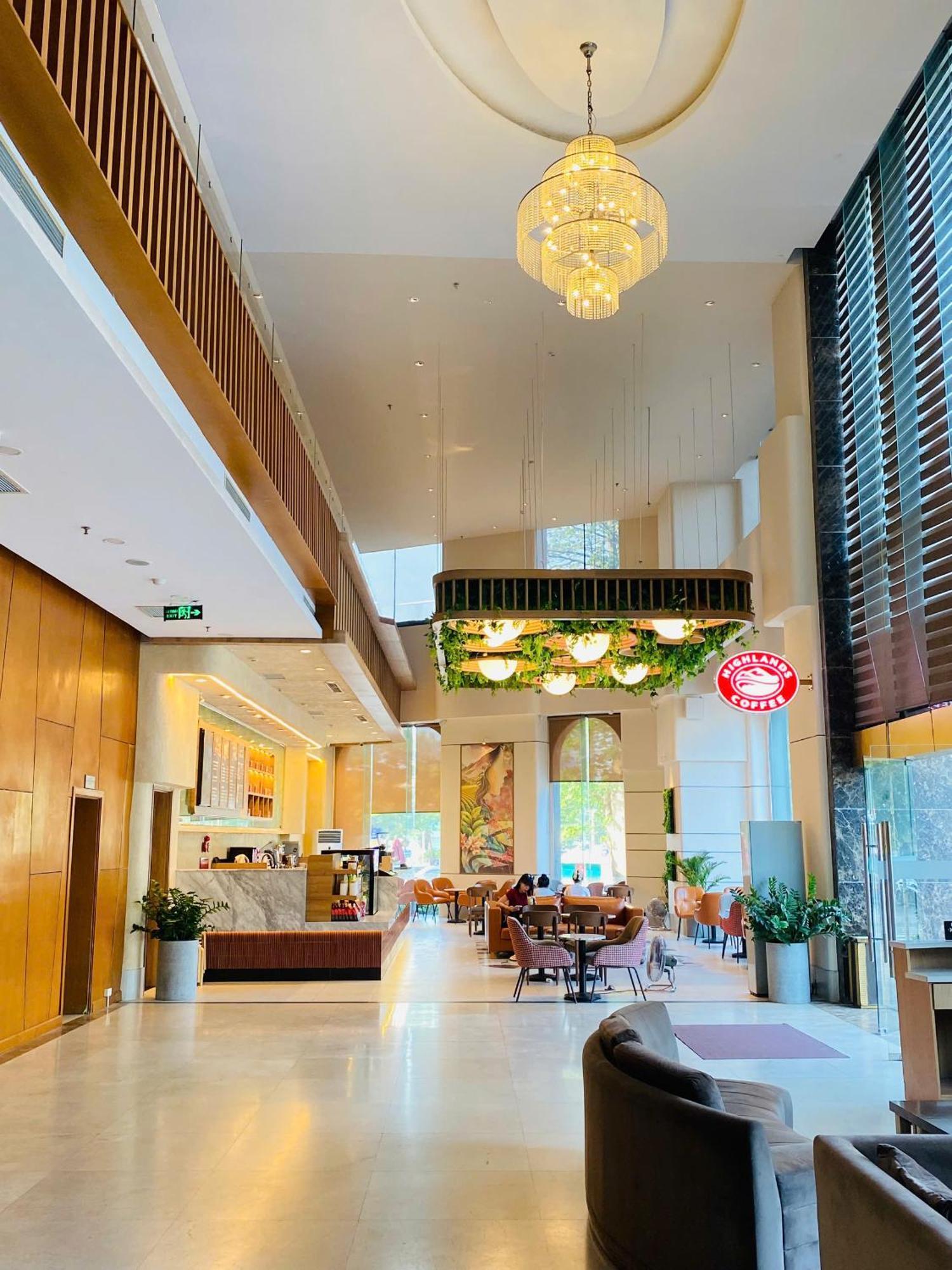 Muong Thanh Cua Dong Hotel Vinh Exterior photo